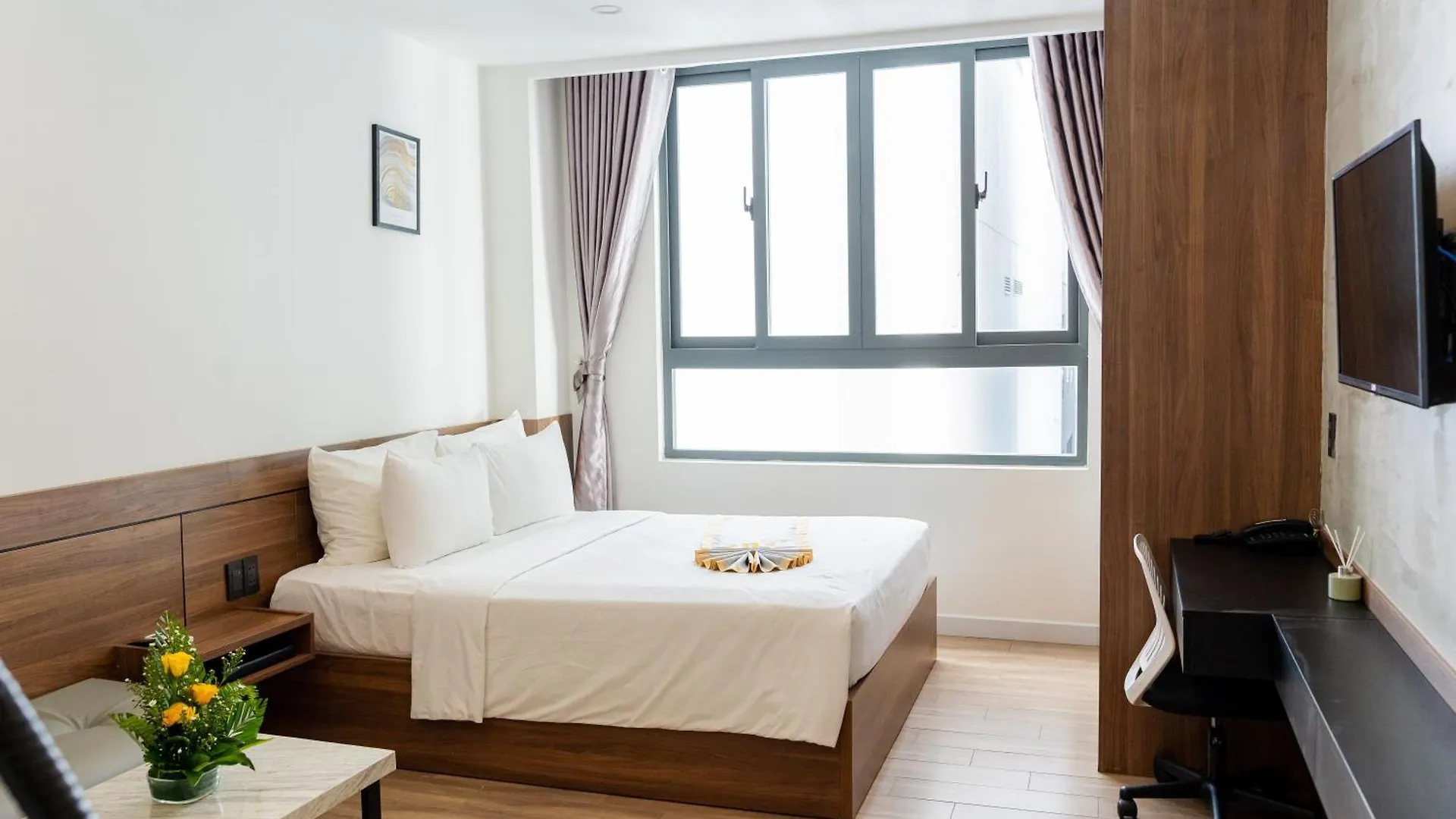 Lee Charming Hotel 나트랑 아파트호텔