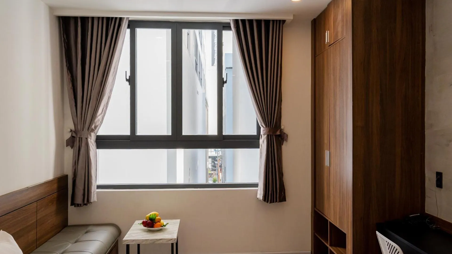 *** 아파트호텔 Lee Charming Hotel 나트랑 베트남