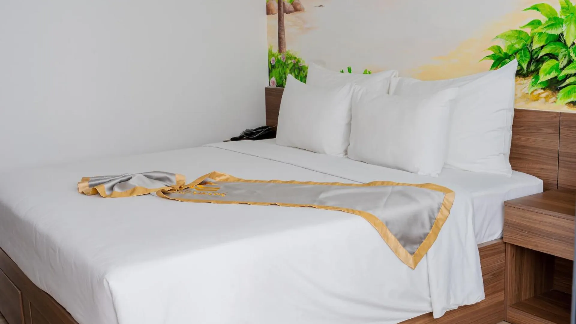 Lee Charming Hotel 나트랑 베트남